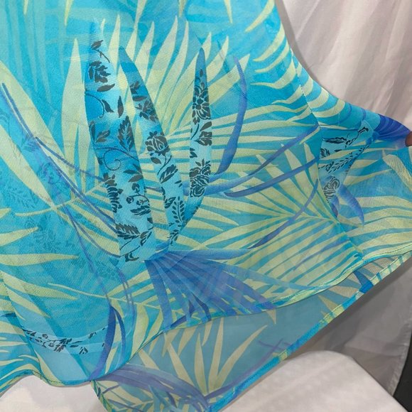 Studio One Plus Size Spring Cover Up - Picture 7 of 9